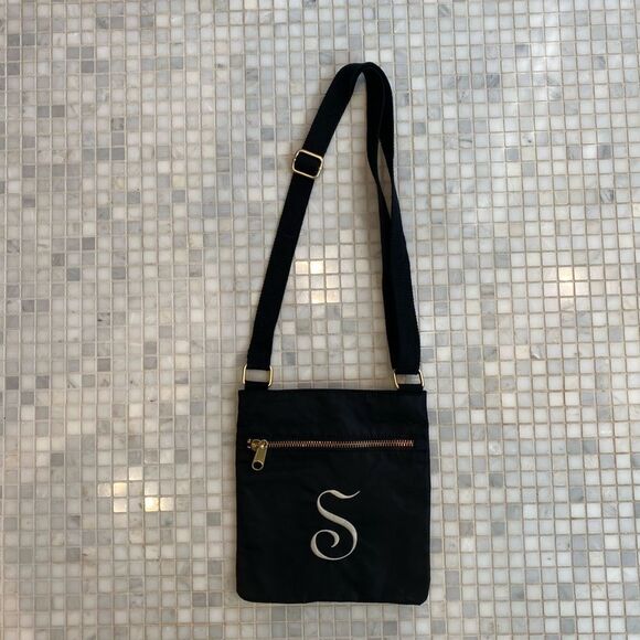 Mark and Graham Black S Monogrammed Purse. - Picture 1 of 10